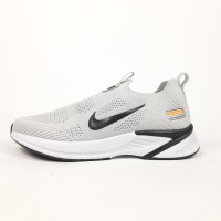 Nike Shield Running Zoom светло серые с черным, Размер 40