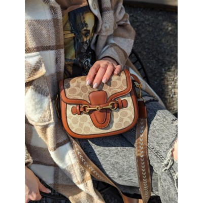Жіноча сумка Coach коричневий моногам Коуч