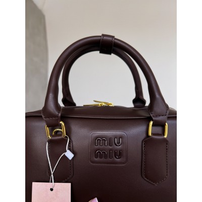 Сумка женская Miu Miu Arcadie Leather Bag бургунди кросс боди Миу Миу Medium