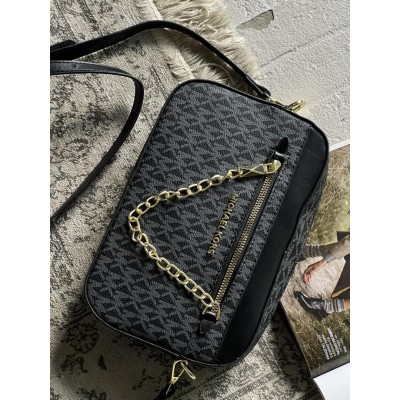 Сумка жіноча Michael Kors Jet Set Large Logo Bag Ivory чорний Мішель Корс через плече