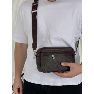 Чоловіча сумка месенджер Coach Graham крос боді через коричневий Коуч плече