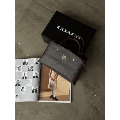 Жіноча сумка Coach через плече шоколадний крос боді Жіноча сумка Coach через плече шоколадний крос боді
