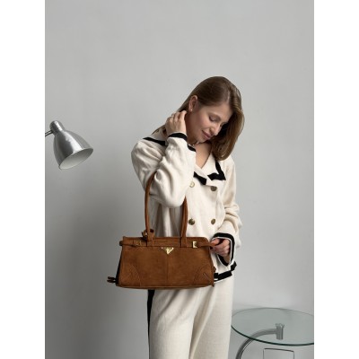 Сумка жіноча Prada Bonnie Medium Suede Shoulder Bag через карамельний плече замша Прада