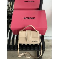 Сумка жіноча Jacquemus Le Bambino Mini Bag бежевий через плече Жакмюс