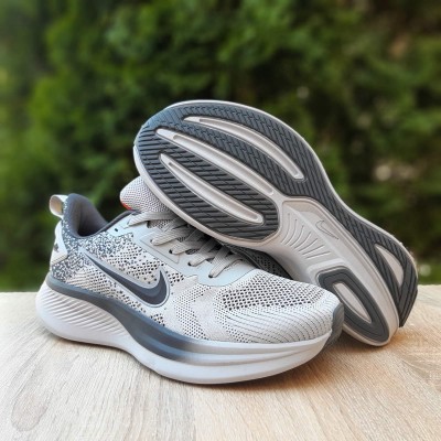 Nike ZOOM светло серый оранжевый язык, Размер 45