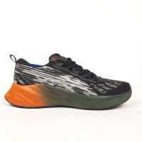 Asics Novablast 3 черные с белым и оранжевым, Размер 36