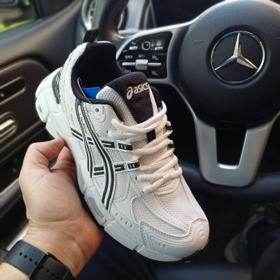 Asics Gel Kahana 8 SP білі з чорним, Розмір 39