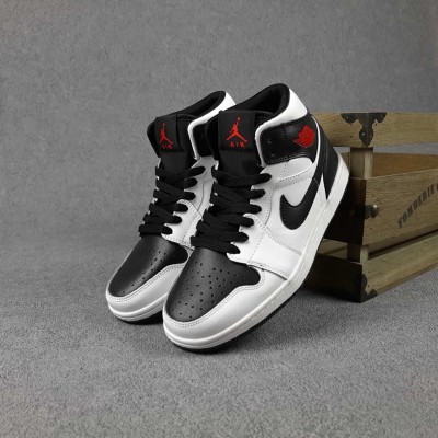 Nike Air Jordan 1 белые с черным, Размер 41