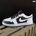 Nike Air Jordan 1 low білі з чорним, Розмір 37
