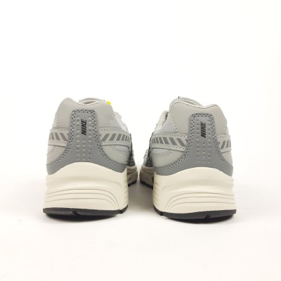 Nike Initiator серая черная кома, Размер 45