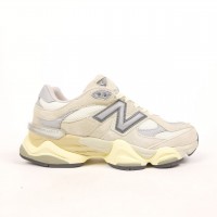 New Balance 9060 сірі на лимонній підошві, Розмір 41