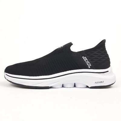 Skechers Slip-INS GO WALK тапкі мокасіни сліпони чорні з білим, Розмір 41