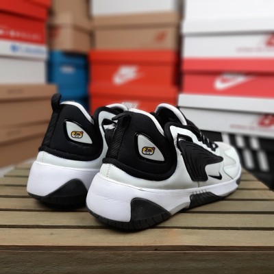 Nike Zoom 2K белые с черным, Размер 39