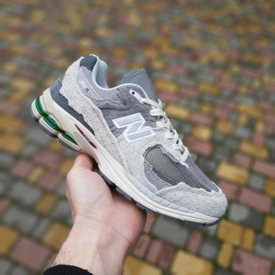 New Balance 2002R Protection Pack сірі з зеленим, Розмір 44