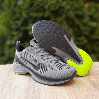 Nike Zoom Winflo сірі з салатовим, Розмір 44
