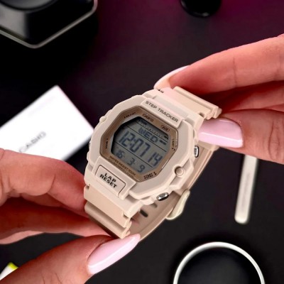 Casio LWS-2200H-4A