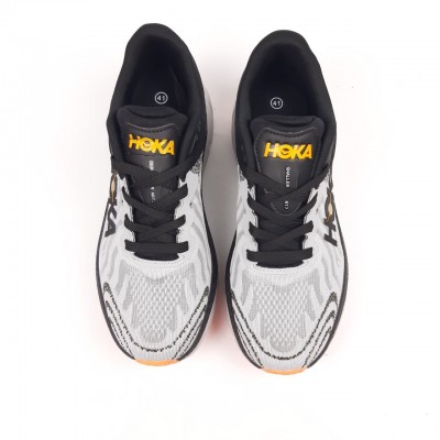 HOKA ONE ONE Challenger Atr 7 світло сірі з чорним, Розмір 37