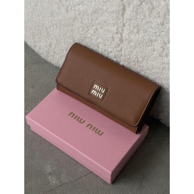 Гаманець Miu Miu жіночий коричневий великий Міу Міу Гаманець Miu Miu жіночий коричневий великий Міу Міу