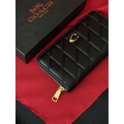 Жіночий гаманець Coach Quilted Leather Zip Around Long Walle чорний Коуч великий