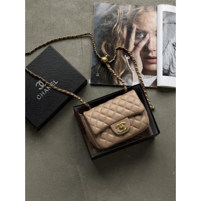 Сумка жіноча клатч через плече Chanel Classic Шанель бежевий міні Сумка жіноча клатч через плече Chanel Classic Шанель бежевий міні