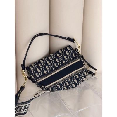 Жіноча сумка Dior Saddle Bag синій напис через плече Крістіан Діор сідло