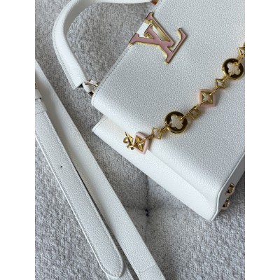 Жіноча сумка клатч Louis Vuitton Capucines East-West Medium через плече Луї Віттон білий класичний