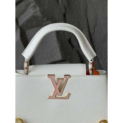 Жіноча сумка клатч Louis Vuitton Capucines East-West Medium через плече Луї Віттон білий класичний