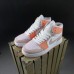 Nike Air Jordan 1 mid белые с бежевым и пудрой, Размер 38