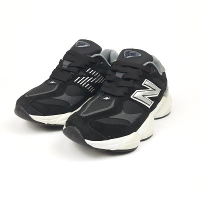 New Balance 9060 чорні з сірим, Розмір 42