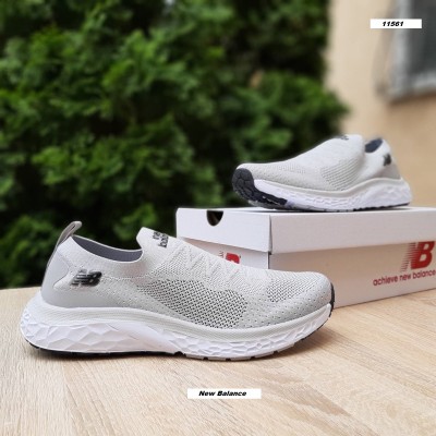 New Balance тапкі мокасіни сліпони світло сірі, Розмір 41
