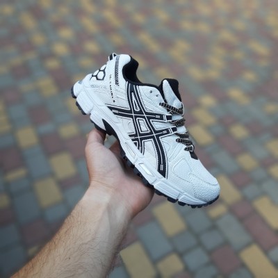 Asics Gel Kahana 8 білі з чорним, Розмір 36