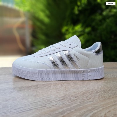Adidas Samba білі зі сріблом, Розмір 41 Adidas Samba білі зі сріблом, Розмір 41