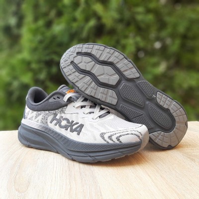 HOKA ONE ONE Challenger Atr 7 світло сірі на темній, Розмір 37
