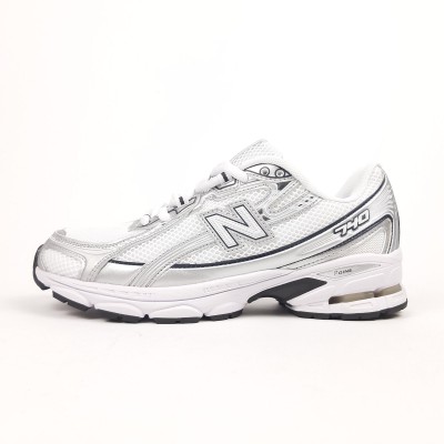 New Balance 740 білі з темно синім, Розмір 37 New Balance 740 білі з темно синім, Розмір 37