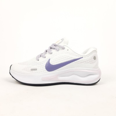 Nike Journey Run білі з бузковим, Розмір 39 Nike Journey Run білі з бузковим, Розмір 39