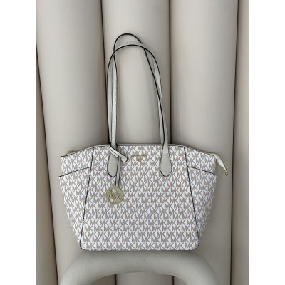 Сумка жіноча Майкл Корс шопер молочний Michael Kors Medium шоппер Сумка жіноча Майкл Корс шопер молочний Michael Kors Medium шоппер