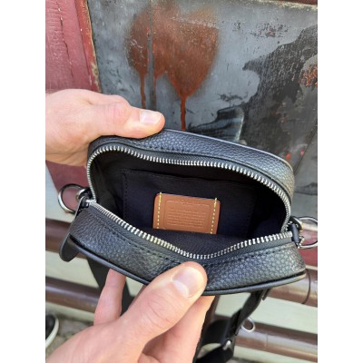Чоловічі штани COACH Sullivan Crossbody In Signature Canvas With Patche через плече чорний Коуч