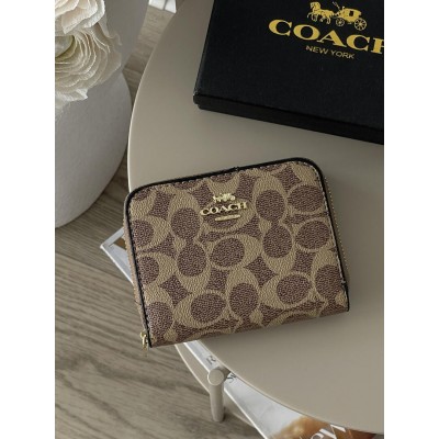 Гаманець жіночий Coach бежевий міні Коуч