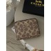 Кошелек женский Coach бежевый мини Коуч