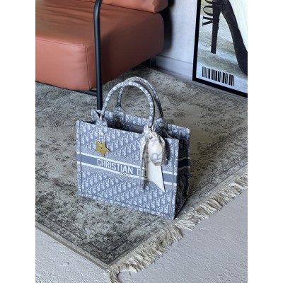Сумка шопер Крістіан Діор шоппер текстиль Dior Large size світло сірий Сумка шопер Крістіан Діор шоппер текстиль Dior Large size світло сірий