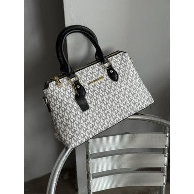 Жіноча сумка Michael Kors Crossbody через плече білий Майкл Корс Жіноча сумка Michael Kors Crossbody через плече білий Майкл Корс