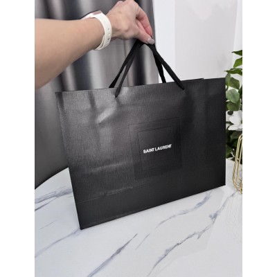 Фірмова упаковка великий пакет Yves Saint-Laurent. Подарункова брендова упаковка Пакет Ів Сен Лоран великий сірий пакет Фірмова упаковка великий пакет Yves Saint-Laurent. Подарункова брендова упаковка Пакет Ів Сен Лоран великий сірий пакет