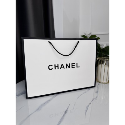 Фірмова упаковка великий пакет Chanel, упаковка на подарунок. Подарункова брендова упаковка Шанель Фірмова упаковка великий пакет Chanel, упаковка на подарунок. Подарункова брендова упаковка Шанель