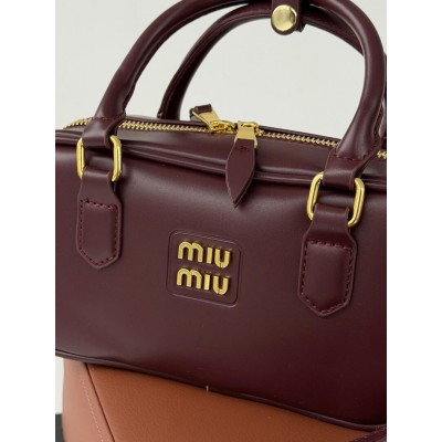Сумка жіноча Miu Miu Arcadie Leather бордовий класичний через плече крос боді Міу Міу