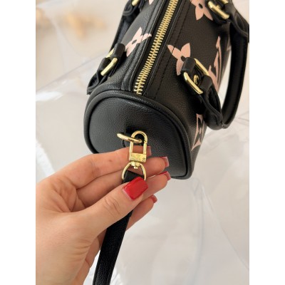 Женская сумка Louis Vuitton Nano Speedy mini бочонок черный монограм через плече Луи Виттон