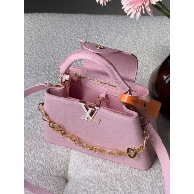 Женская сумка клатч Louis Vuitton Capucines East-West Medium через плечо Луи Виттон розовый классический