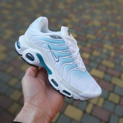 Nike Air Max Plus TN белые с бирюзой, Размер 40