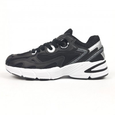 Adidas Astir чорні на білій, Розмір 41 Adidas Astir чорні на білій, Розмір 41