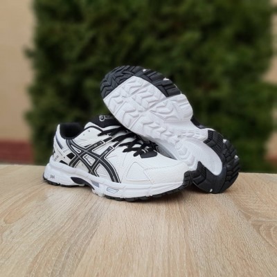 Asics Gel Kahana 8 білі з чорним, Розмір 43