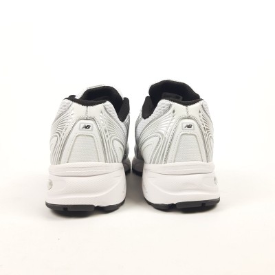 New Balance 740 белые с черным и серебром, Размер 44